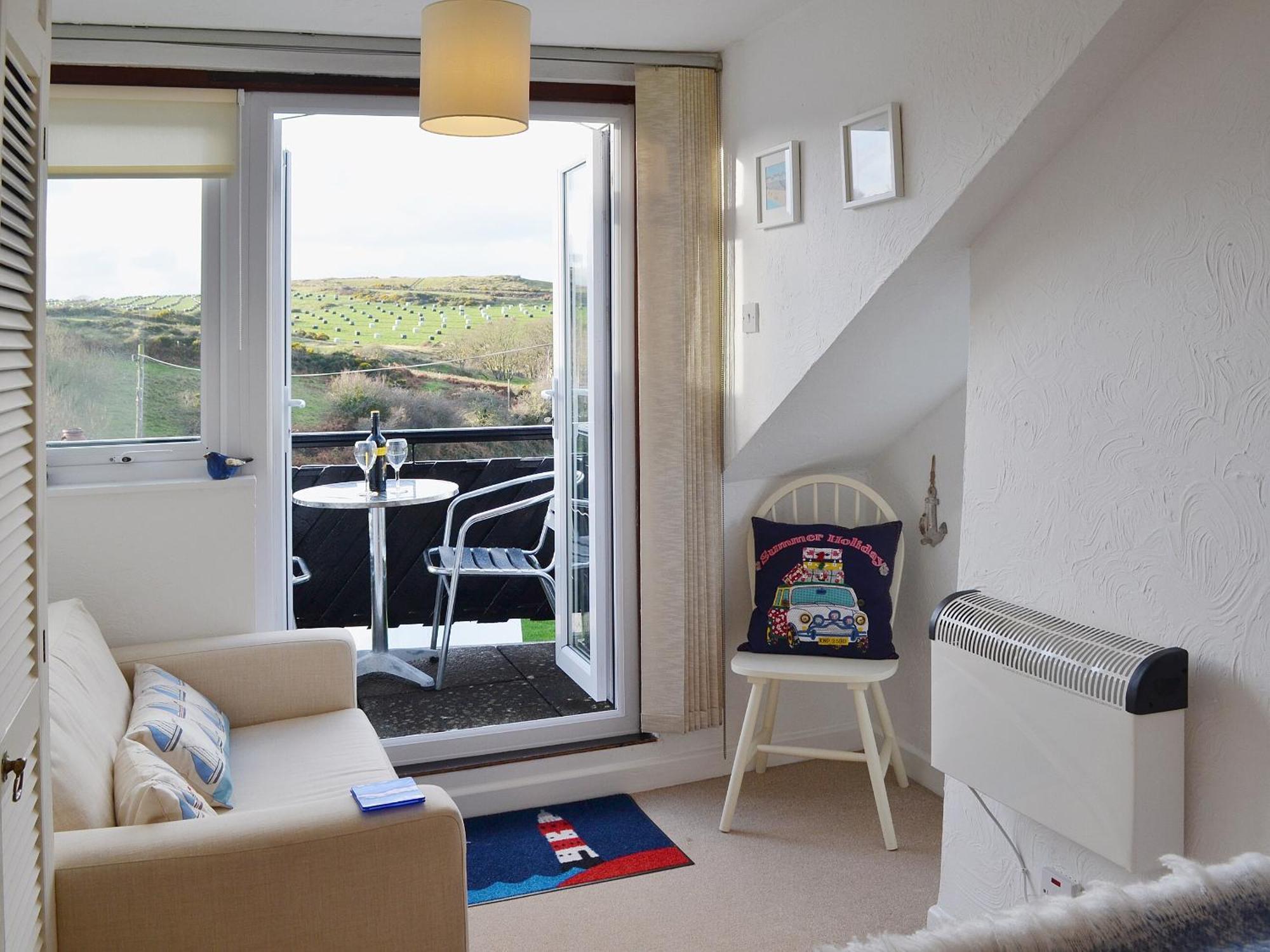 Salem Fach - Hw7587 Llanrhwydrys